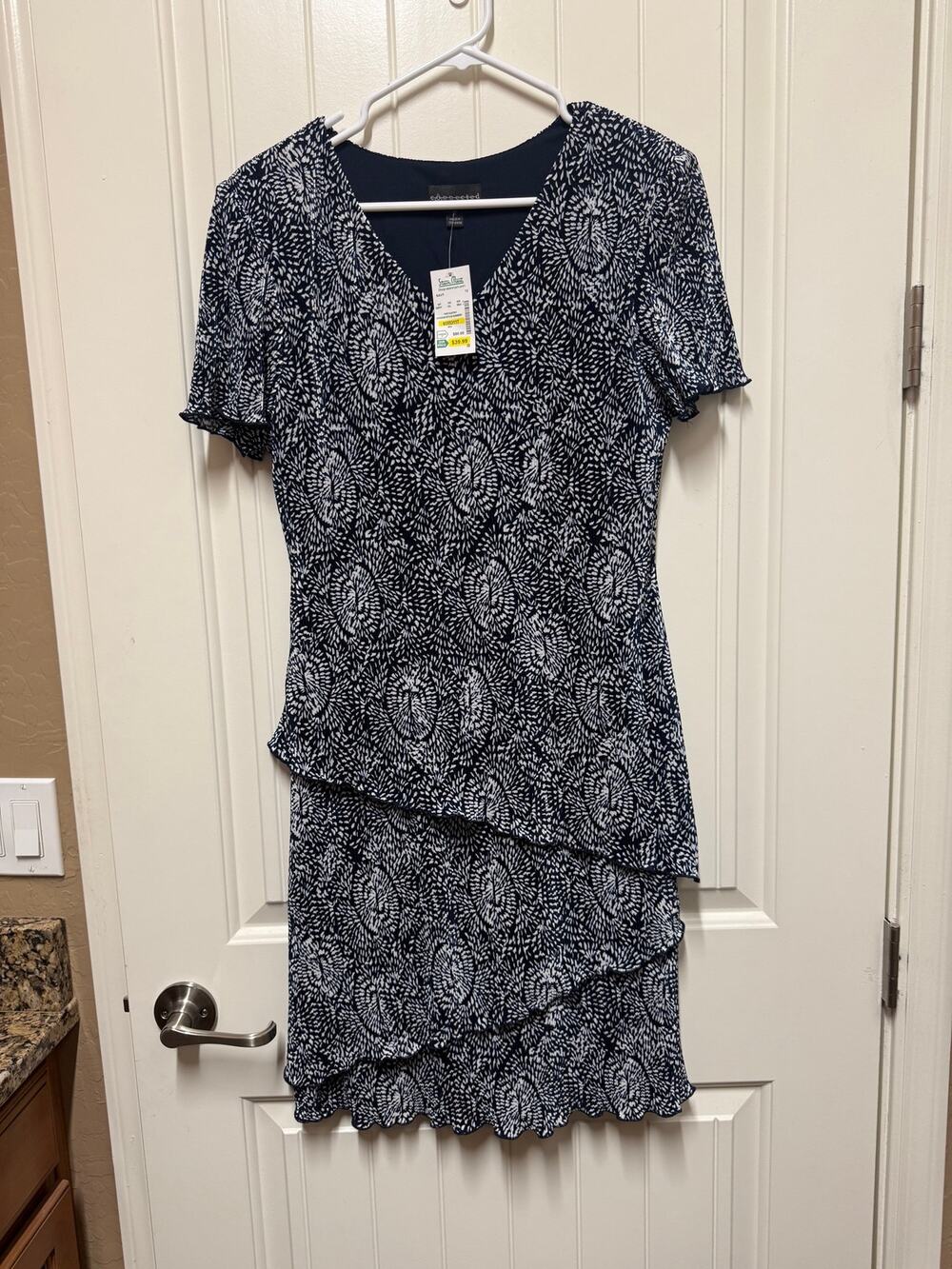 Connected Apparel womens dress Navy white lightweight zig zag ruffles Size 12